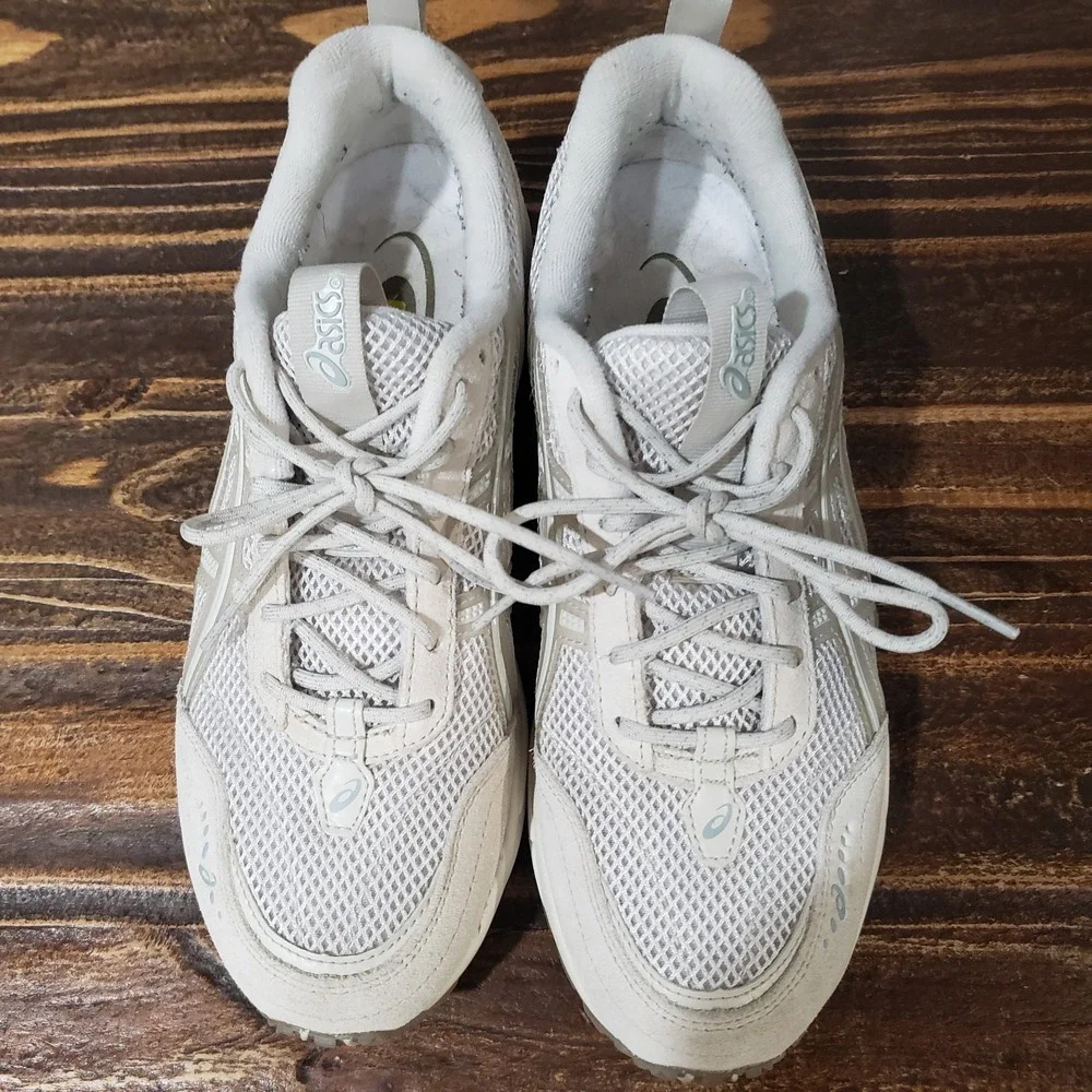 Asics Gel-1090v2 Sneakers Womens 10 1202A480 Cream Silver Excellent Mesh Suede